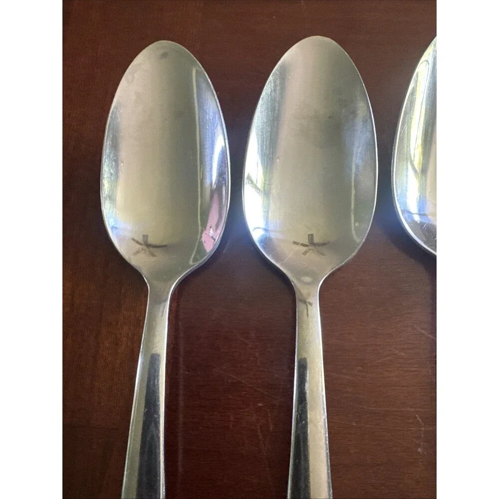 Oneida Spoon Set Of 3 Spoons